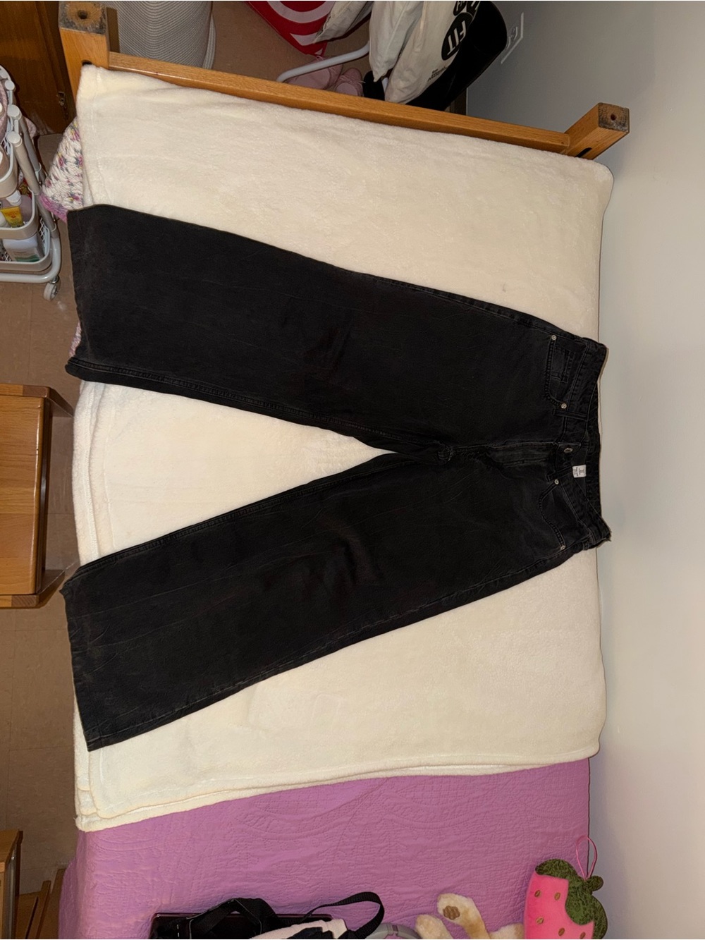 H&M Black Women's Straight-Leg Jeans